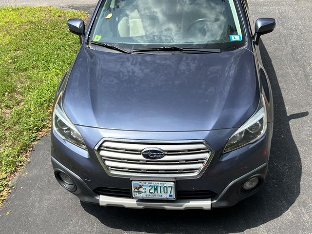 Photo of 2016 Blue Subaru Outback