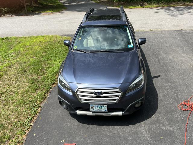 Photo of 2016 Blue Subaru Outback