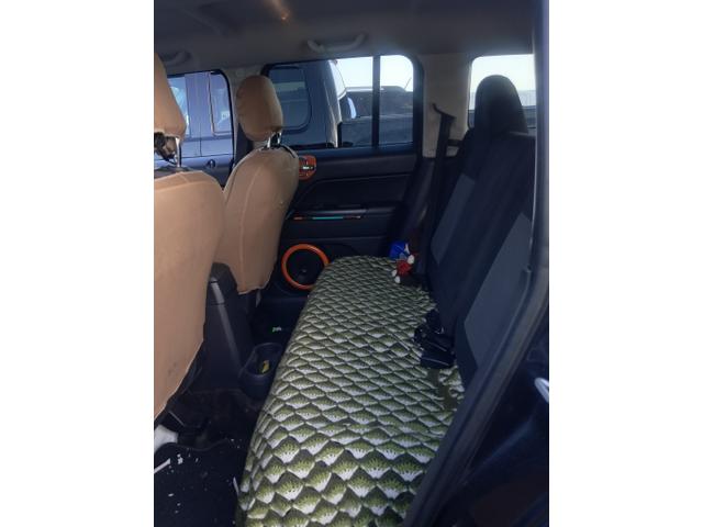 Photo of 2014 Blue Jeep Patriot