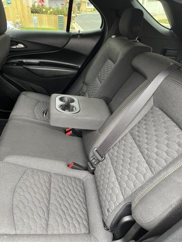 Photo of 2018 Silver Chevrolet Equinox