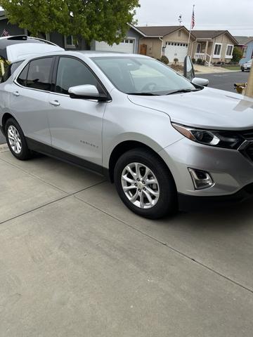 Photo of 2018 Silver Chevrolet Equinox