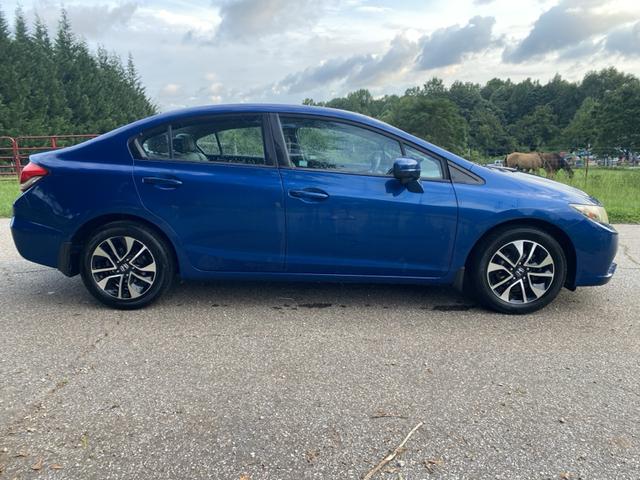 Photo of 2014 Blue Honda Civic