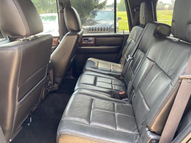 Photo of 2012 Black Lincoln Navigator