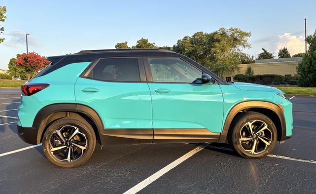 Photo of 2022 Blue Chevrolet Trailblazer