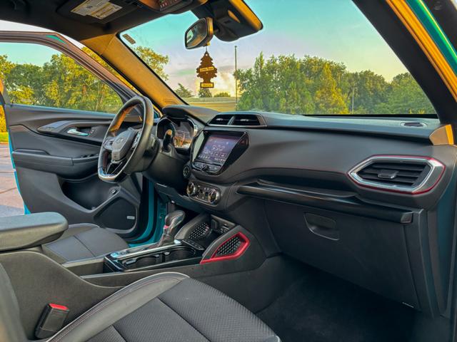 Photo of 2022 Blue Chevrolet Trailblazer
