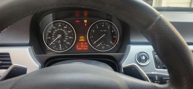 Photo of 2011 Black BMW 335