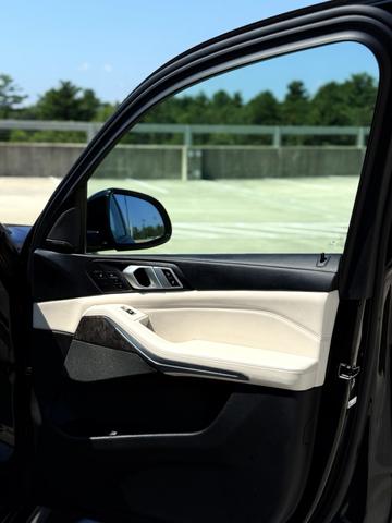 Photo of 2019 Black BMW X5