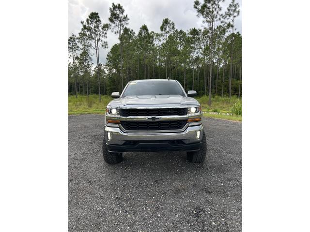 Photo of 2018 Silver Chevrolet Silverado 1500