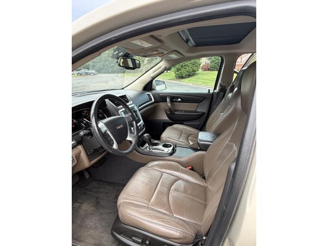 Photo of 2014 Gray GMC Acadia