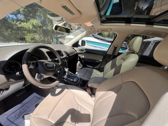Photo of 2016 White Audi Q5