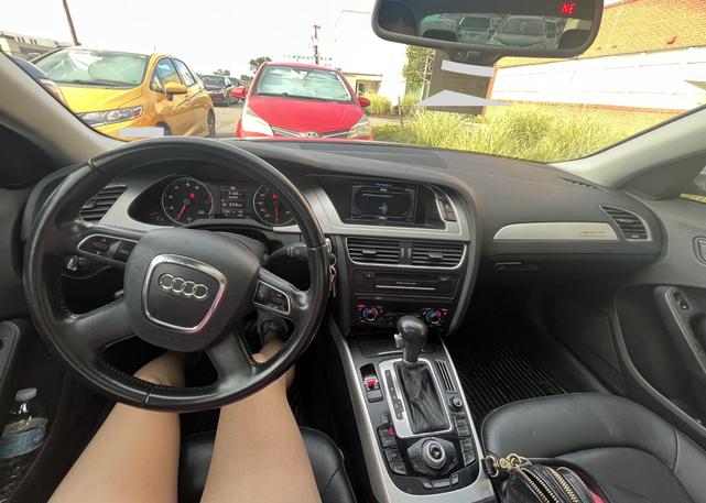 Photo of 2011 Silver Audi A4
