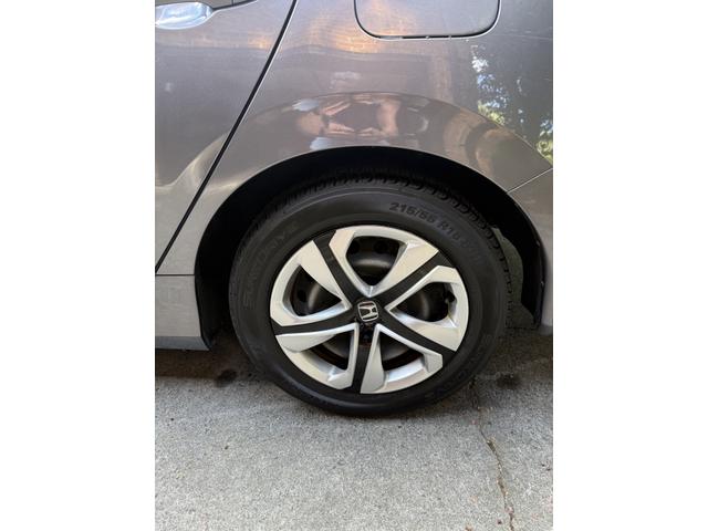 Photo of 2018 Gray Honda Civic