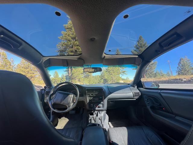 Photo of 1998 Green Chevrolet Camaro