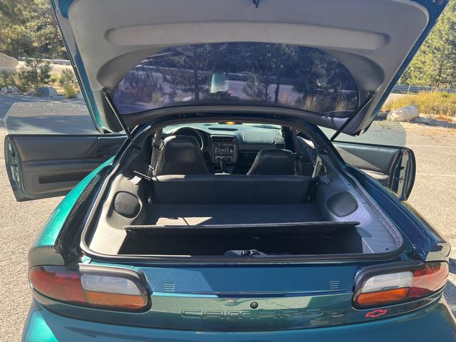 Photo of 1998 Green Chevrolet Camaro