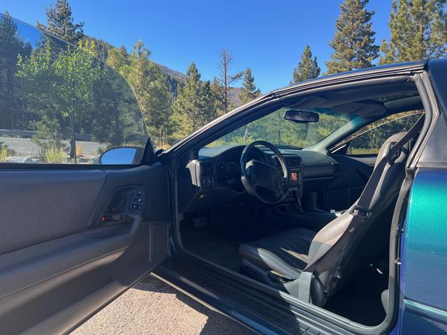 Photo of 1998 Green Chevrolet Camaro