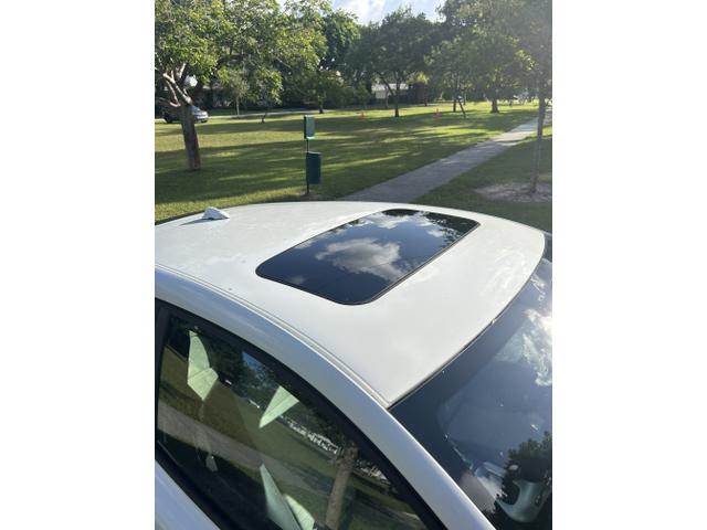 Photo of 2011 White Volvo C30