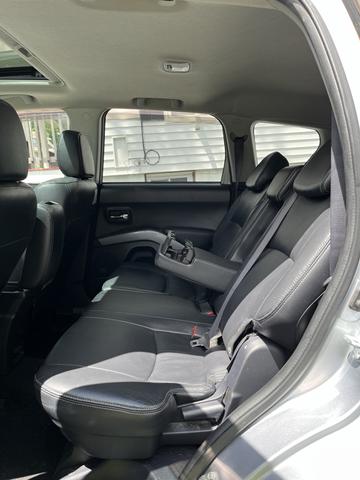 Photo of 2008 Silver Mitsubishi Outlander