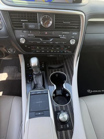 Photo of 2020 White Lexus RX 350