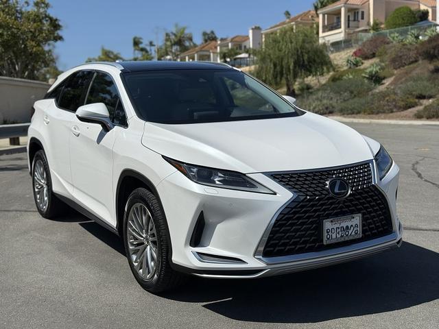 Photo of 2020 White Lexus RX 350