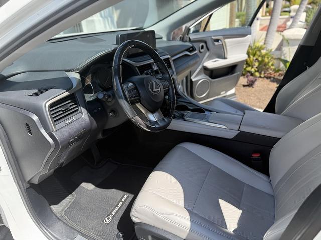 Photo of 2020 White Lexus RX 350