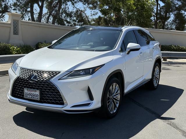 Photo of 2020 White Lexus RX 350