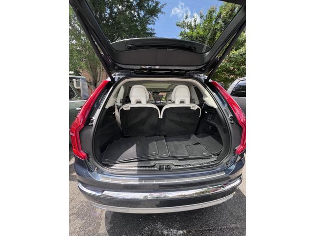 Photo of 2021 Blue Volvo XC90 Recharge Plug-In Hybrid