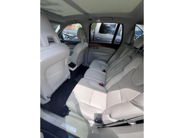 Photo of 2021 Blue Volvo XC90 Recharge Plug-In Hybrid