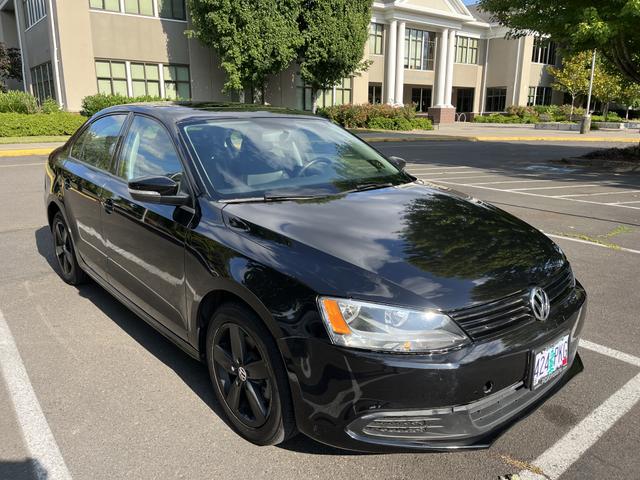 Photo of 2012 Black Volkswagen Jetta