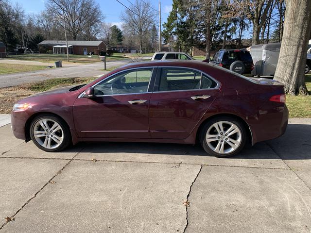 Photo of 2011 Red Acura TSX
