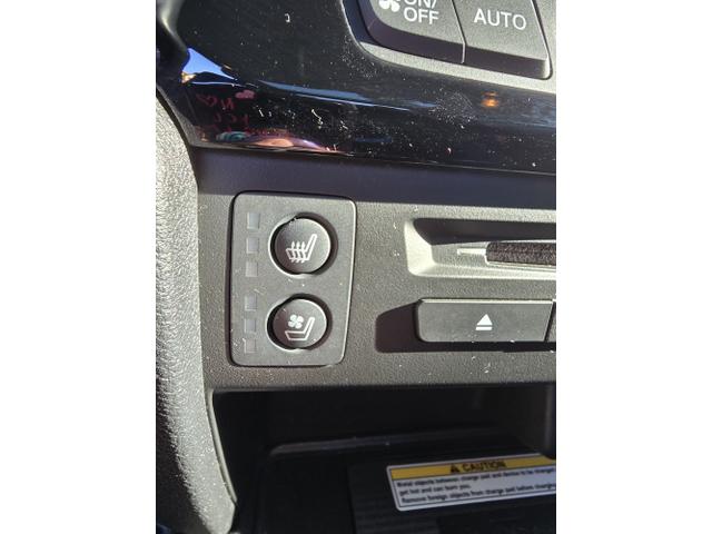 Photo of 2019 Black Honda Pilot