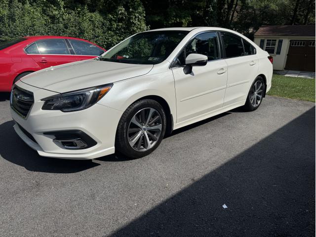 Photo of 2018 White Subaru Legacy