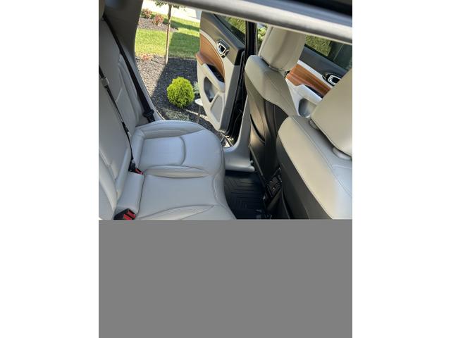 Photo of 2022 Black Jeep Compass