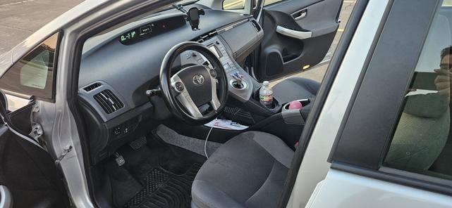 Photo of 2015 Silver Toyota Prius