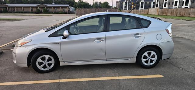 Photo of 2015 Silver Toyota Prius