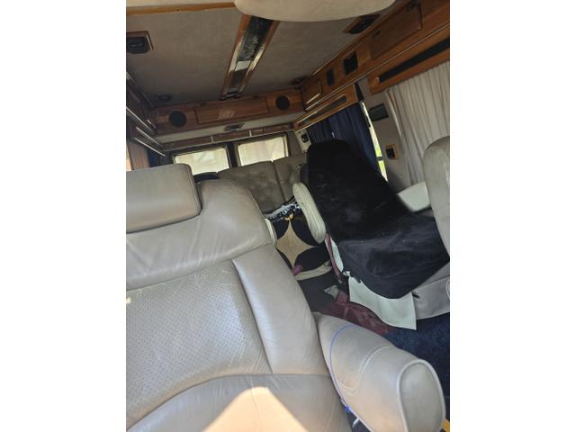 Photo of 1995 Red Chevrolet Van