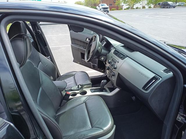 Photo of 2010 Black Ford Focus