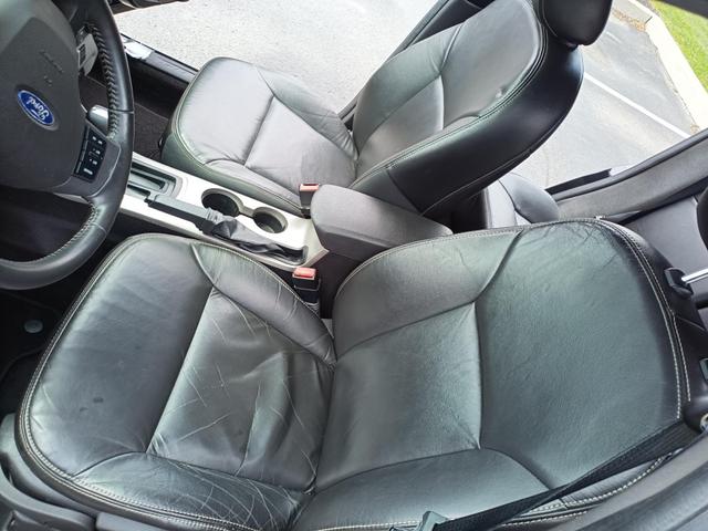 Photo of 2010 Black Ford Focus