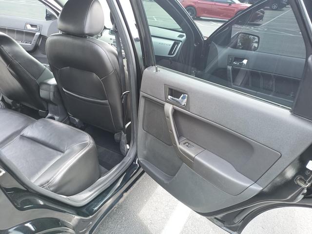 Photo of 2010 Black Ford Focus