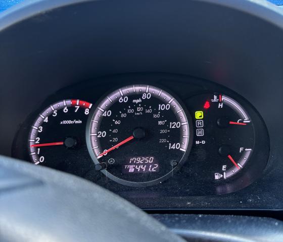 Photo of 2010 Silver Mazda Mazda5