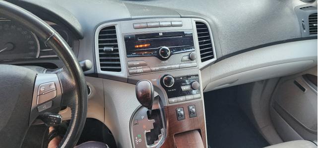 Photo of 2009 Silver Toyota Venza