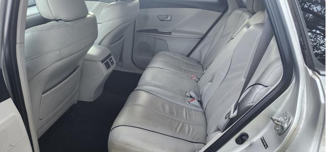 Photo of 2009 Silver Toyota Venza