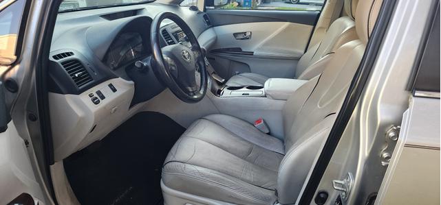Photo of 2009 Silver Toyota Venza