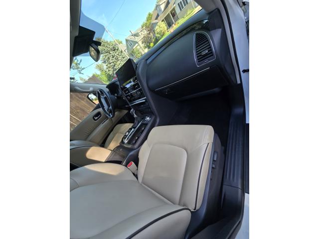 Photo of 2023 White Nissan Armada
