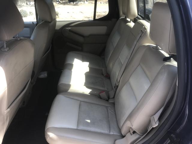Photo of 2007 Blue Ford Explorer Sport Trac