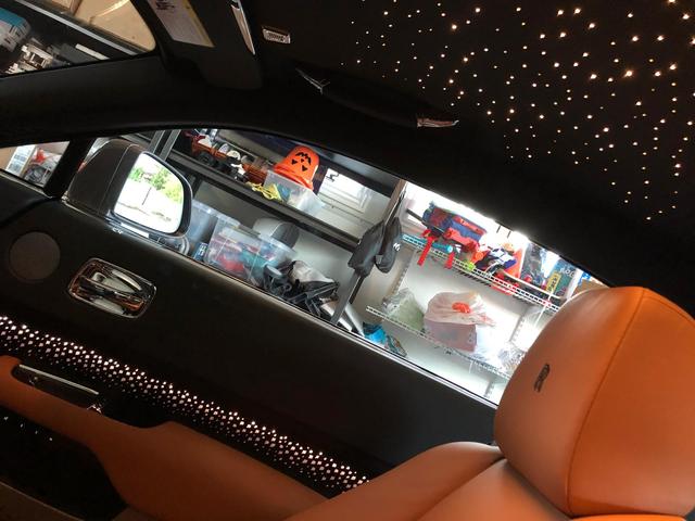 Photo of 2018 Gray Rolls-Royce Wraith