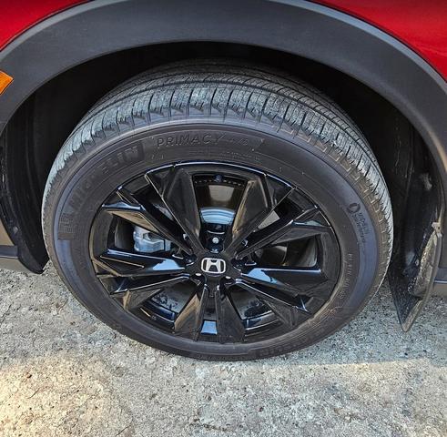 Photo of 2024 Red Honda CR-V Hybrid