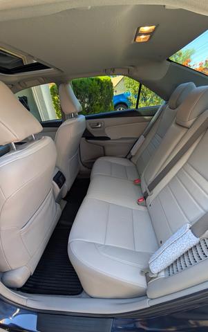 Photo of 2017 Blue Toyota Camry Hybrid