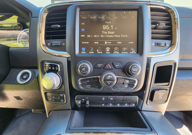 Photo of 2017 White RAM 1500