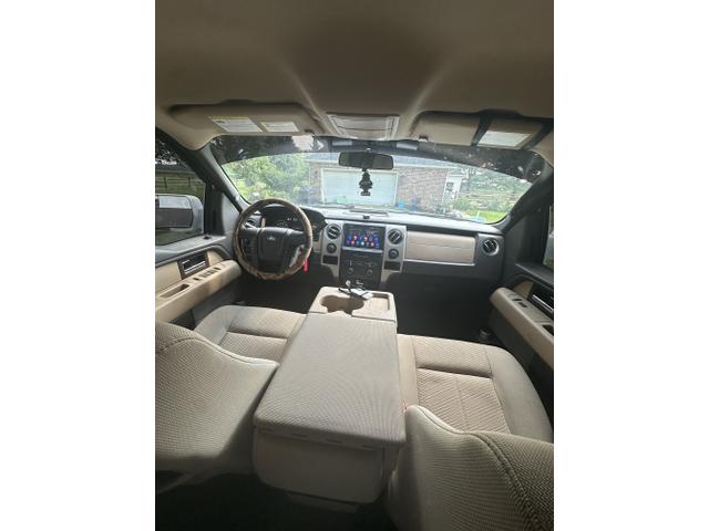 Photo of 2013 White Ford F-150