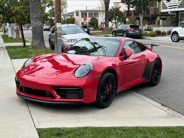 Photo of 2022 Red Porsche 911